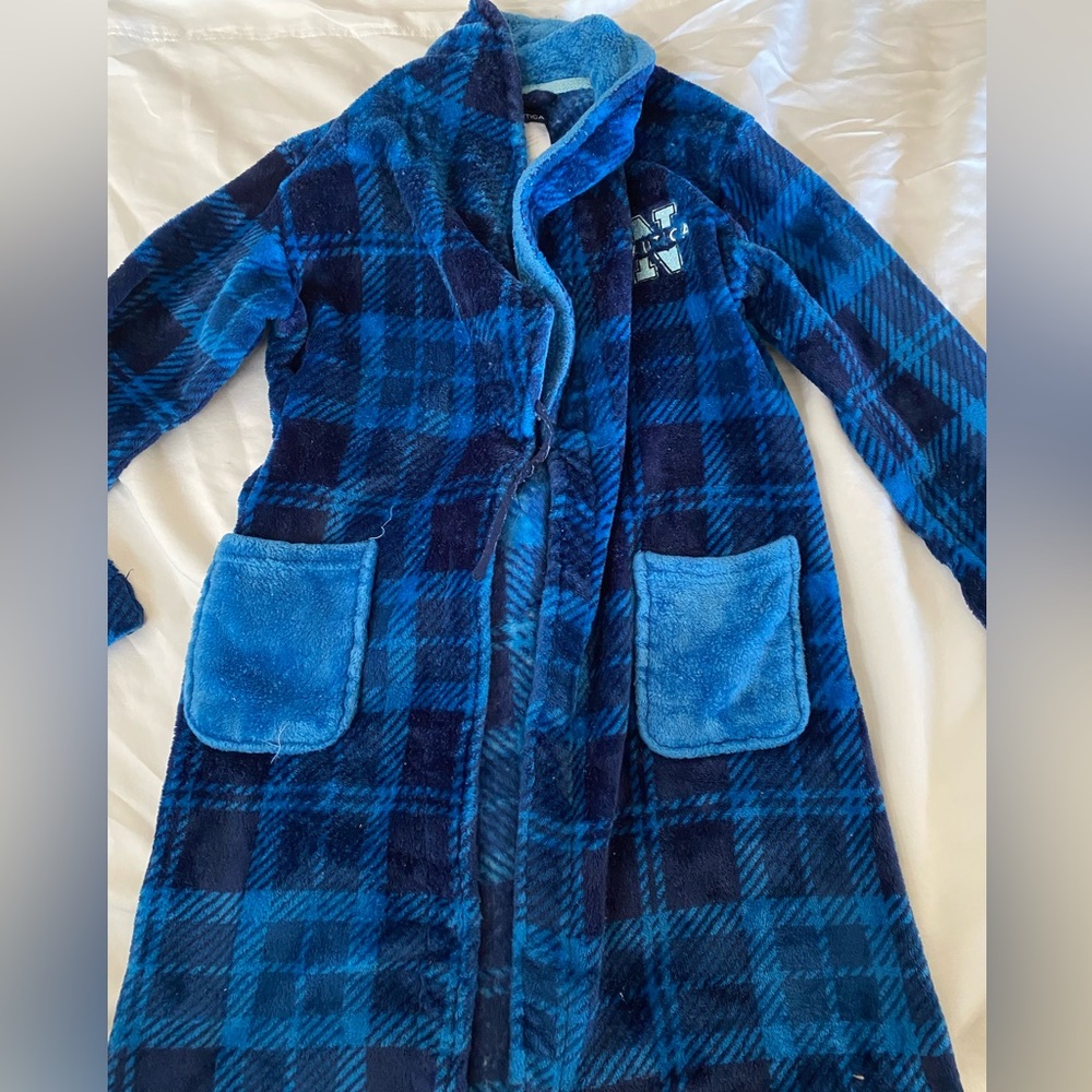 Boys robe